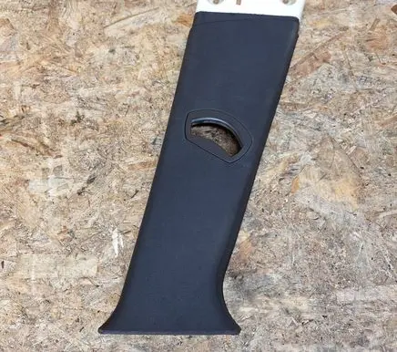 BMW X3 E83 (B) pillar trim (top) 3330446 51433330446