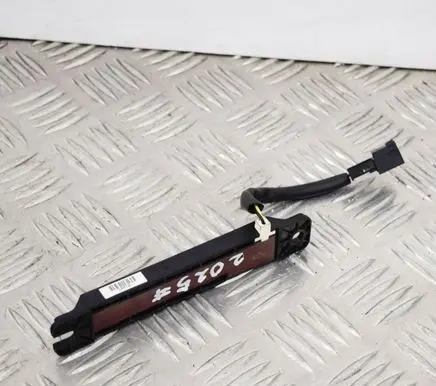 Hyundai Genesis Aerial antenna amplifier 954203K200
