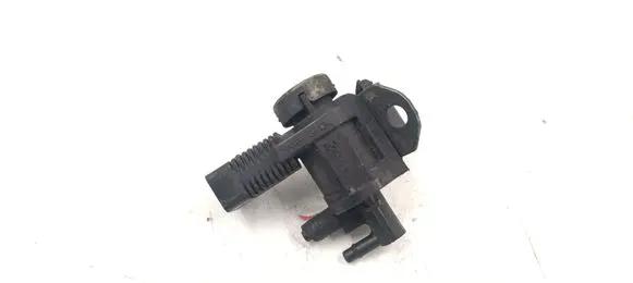 Audi A6 S6 C4 4A Vacuum valve 1J0906283C