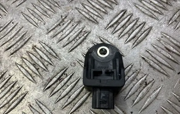 Lexus RX 450H Airbag deployment crash/impact sensor 8917378010