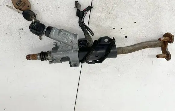 Audi 80 90 B2 Steering wheel axle