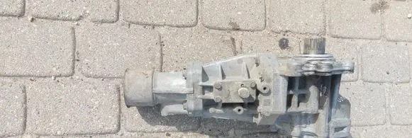 Gearbox transfer box case