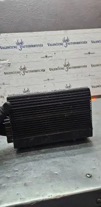 Volkswagen Golf IV Sound amplifier 1J0035456 0004083