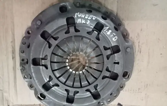 Ford Mondeo MK II Clutch set kit 18tddi