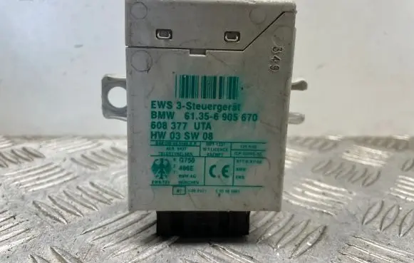 BMW 5 E39 Immobilizer control unit/module 6905670 61356905670