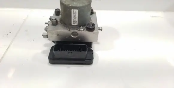 Tesla Model Y ABS Pump 104474500B 0265257793