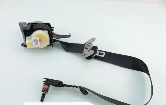 Hyundai ix35 Front seatbelt 888202Y210