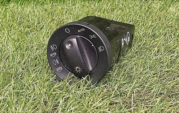 Audi A4 S4 B7 8E 8H Light switch 8E0941531D