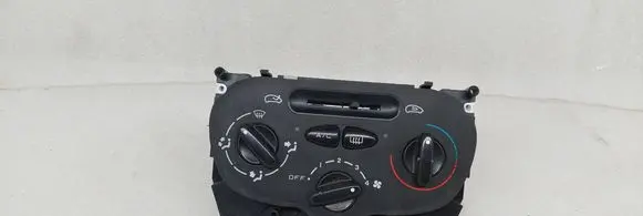 Peugeot 206 Climate control unit 64138
