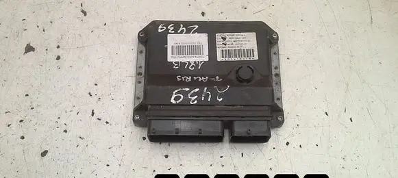 Toyota Auris 150 Engine control unit/module mb2753000221
