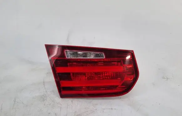 BMW 3 F30 F35 F31 Tailgate rear/tail lights 18361112 7259915