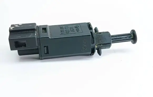 Volkswagen Golf IV Brake pedal sensor switch 927189D