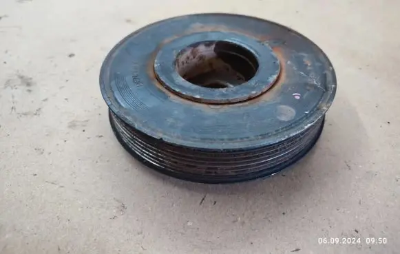 Crankshaft pulley
