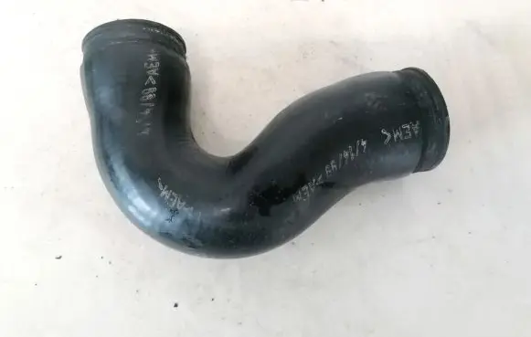 Volkswagen New Beetle Engine coolant pipe/hose