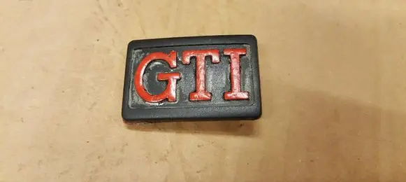 Volkswagen Golf II Fender model badge letters 191853688C