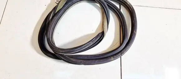 Renault Laguna II Rubber seal rear door 