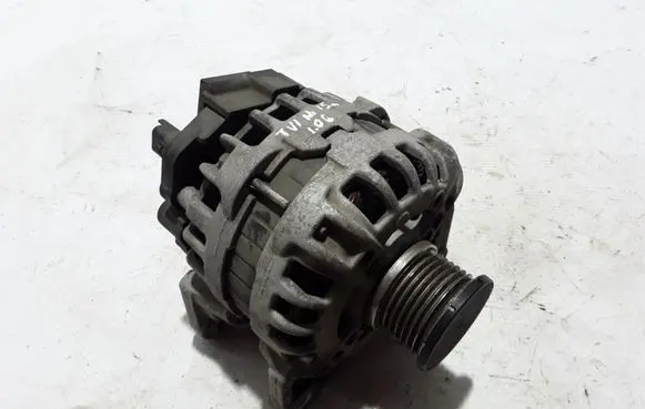 Renault Twingo III Generator/alternator 231005424R