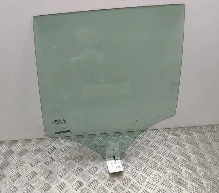 Volvo XC40 Rear door window glass 31442377 32244801
