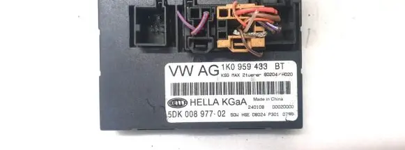 Volkswagen Golf V Other control units/modules 1K0959433BT