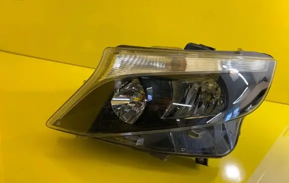 Mercedes-Benz V Class W447 Headlight/headlamp A4479067700