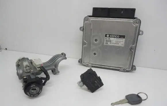 Engine ECU kit and lock set