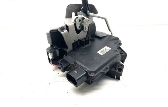 Audi A6 S6 C5 4B Rear door lock 4B0839016G