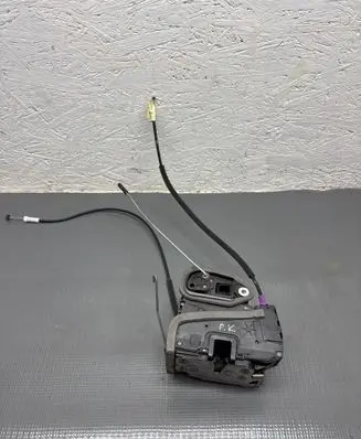 Opel Insignia B Front door lock 915C3039075 192678