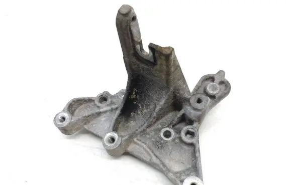 Ford S-MAX Power steering pump mounting bracket 9656392880
