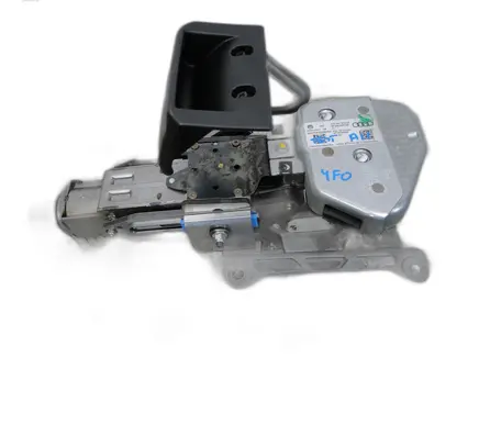 Audi A6 S6 C6 4F Steering wheel axle 4F0910852