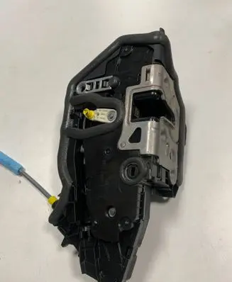 BMW 3 G20 G21 Rear door lock 45483123