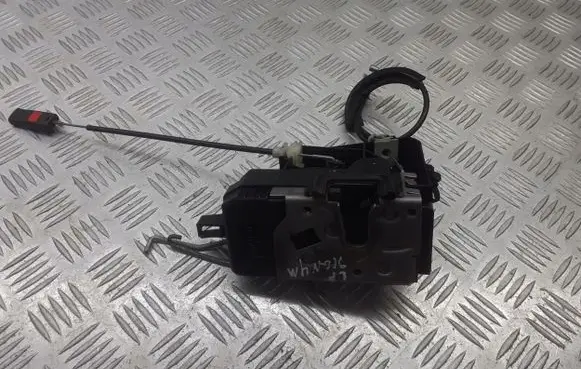 Opel Signum Front door lock FB24447340