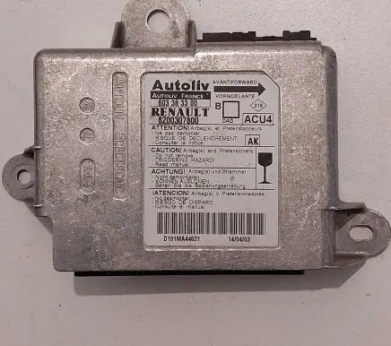 Renault Megane II Airbag control unit/module 8200307800 603383300 D101MA44621