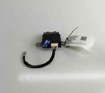 Lexus UX Door central lock control unit/module 0515004530 8597076030
