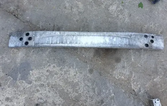 Lexus IS 220D-250-350 Front bumper cross member