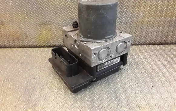 BMW 5 E60 E61 ABS Pump 6774848