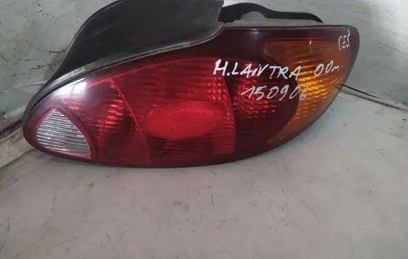 Hyundai Elantra Rear/tail lights
