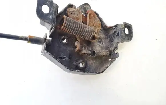 Hyundai Trajet Engine bonnet/hood lock/catch