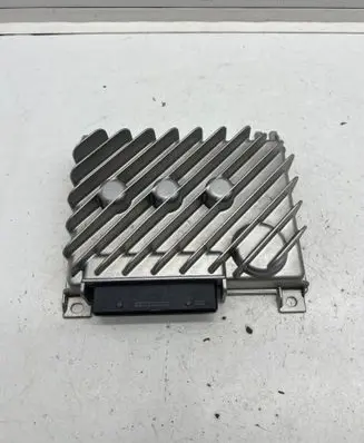 Volkswagen Golf VIII Sound amplifier 5H0035456A EAAA1129C0