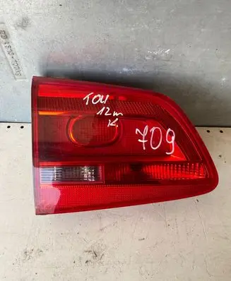Volkswagen Touran II Tailgate rear/tail lights
