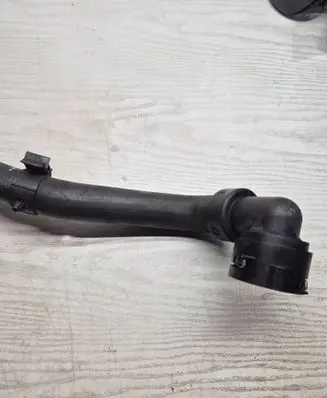Volvo V70 Air intake hose/pipe 6G918260