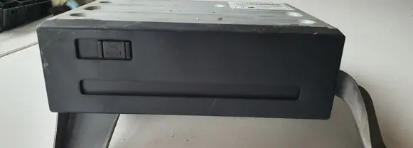 Lexus RX 330 - 350 - 400H Navigation unit CD/DVD player 