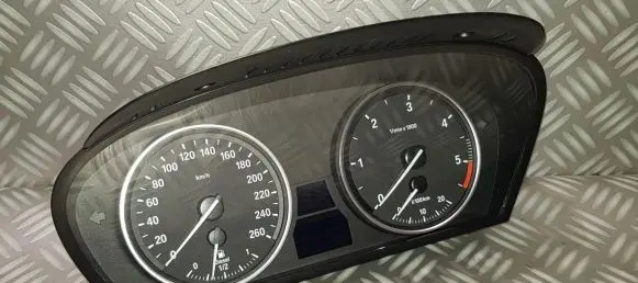 BMW 5 E60 E61 Speedometer (instrument cluster) 9194889