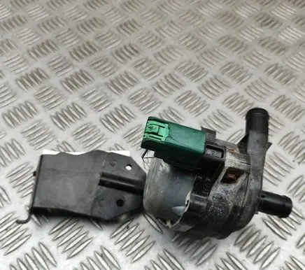 Renault Master III Electric auxiliary coolant/water pump 210109597R