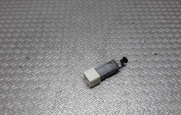 Mitsubishi Colt Brake pedal sensor switch