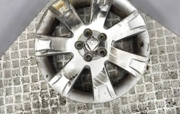 R18 alloy rim