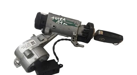 Opel Astra J Ignition lock 22762556