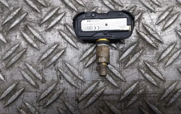 Toyota RAV 4 (XA30) Tire pressure sensor 