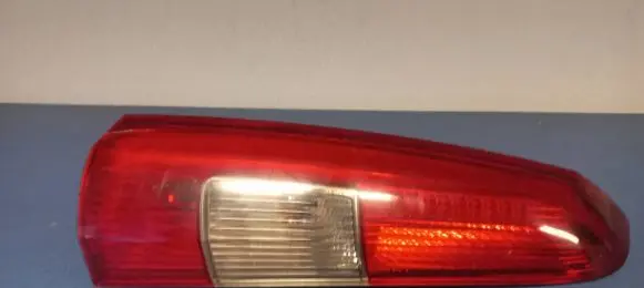 Volvo V70 Rear/tail lights 152843