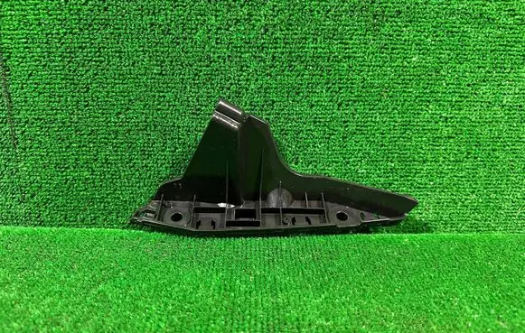 Opel Corsa F Front bumper mounting bracket 9829335680