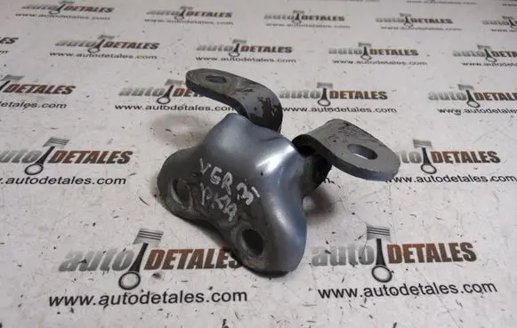 Toyota Corolla Verso AR10 Front door lower hinge 